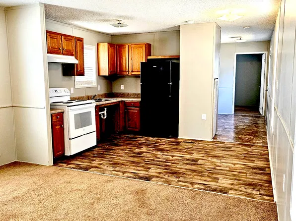 406 SE 1st St, Andrews, TX 79714