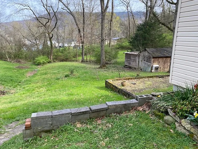 14 Hemlock Cir — Photo 10