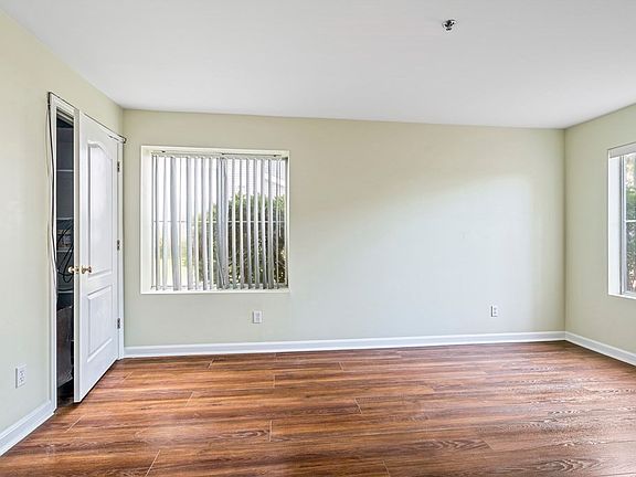 5th image of 200 Falls Blvd Unit I103