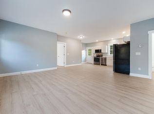 6 Ava Dr, Sabattus, ME 04280