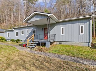 3722/3724 Walnut Creek Rd, Marshall, NC 28753