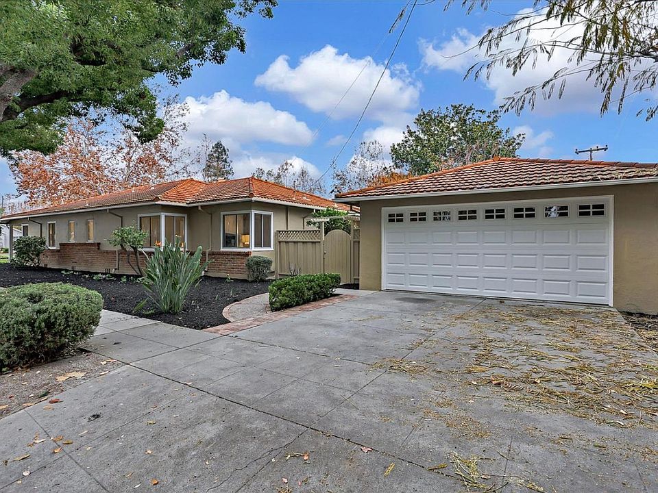 1st image of 1298 Lennon Way