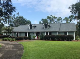 1703 Twin Lakes Dr, Bainbridge, GA 39819