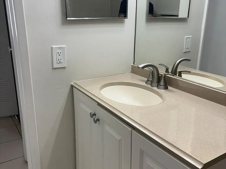 9110 Fairbanks Ln #4 — Photo 15