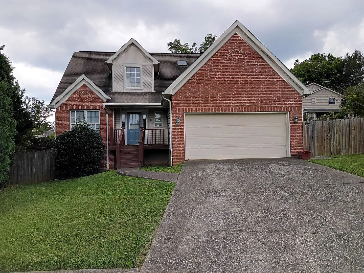 3 bedroom/2 bath Home Johnson City, TN — Photo 1