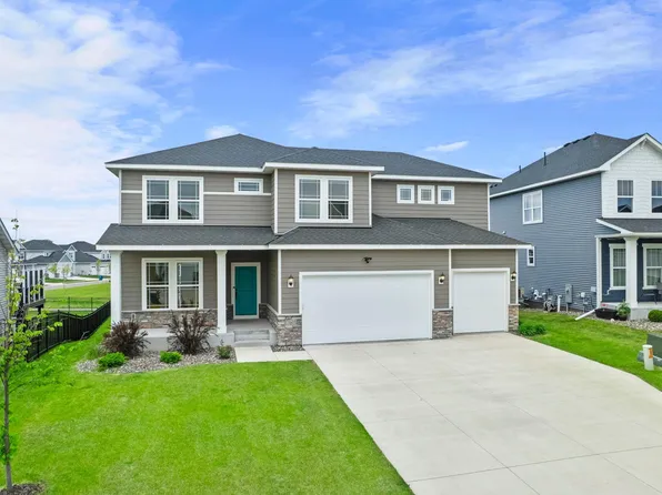 11605 Upland Ln N, Osseo, MN 55369