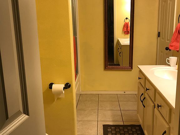3rd image of 6204 SW High Meadow Blvd