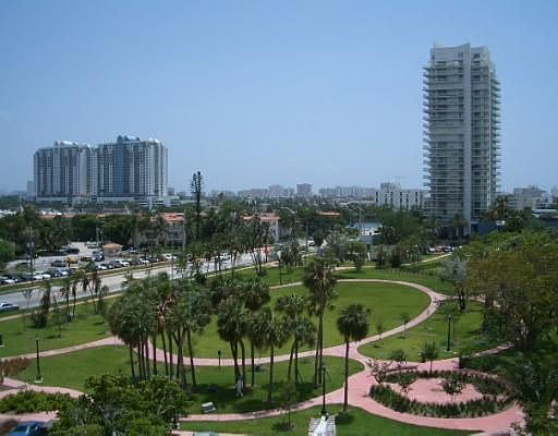 5th image of 5 Island Ave APT 10B