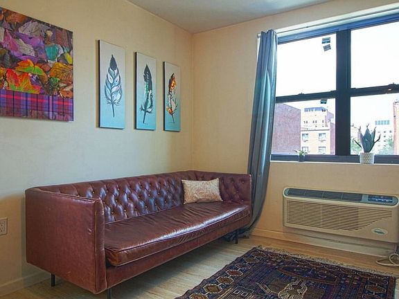 2nd image of 1674 Park Ave APT 3C