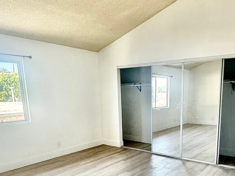 7115 Etiwanda Ave #3 — Photo 7