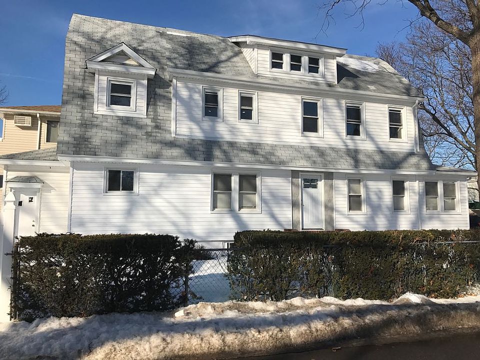 1st image of 12042 192nd St
