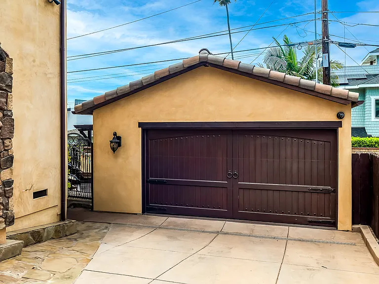 3658 Buena Vista St — Photo 38