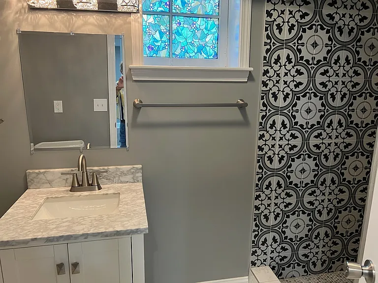2321 Hawthorne Ave — Photo 25