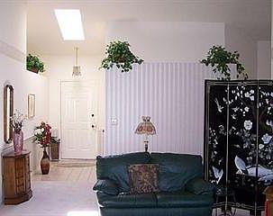 3rd image of 5176 Fredricksburg Ct