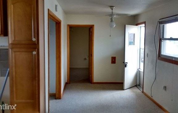 2nd image of 320 S Dunbar St APT 2