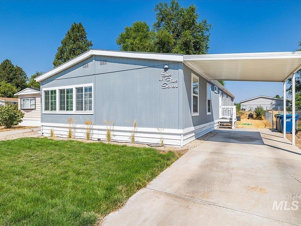 1st image of 657 Silver City Dr