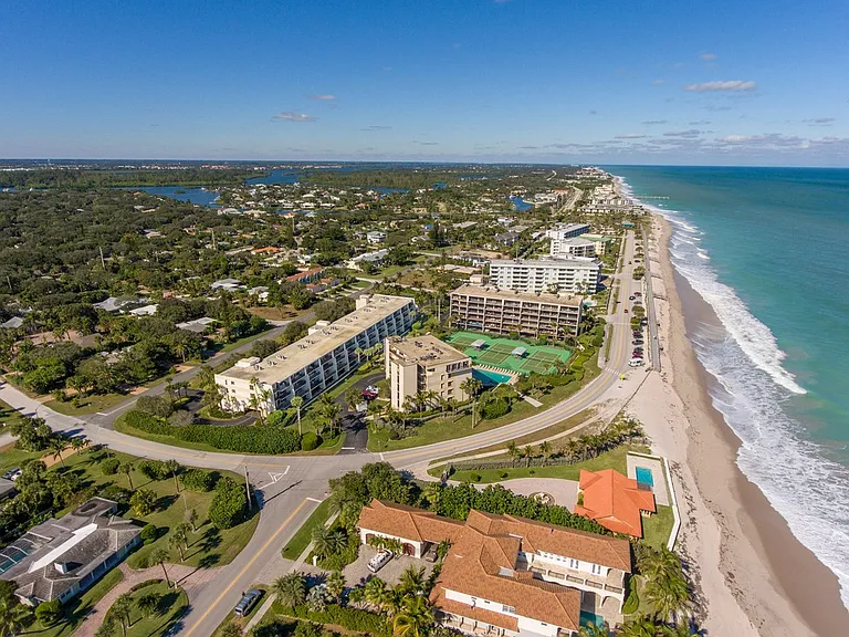 3939 Ocean Dr #401B — Photo 38
