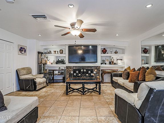 5th image of 15216 N La Paz Ct