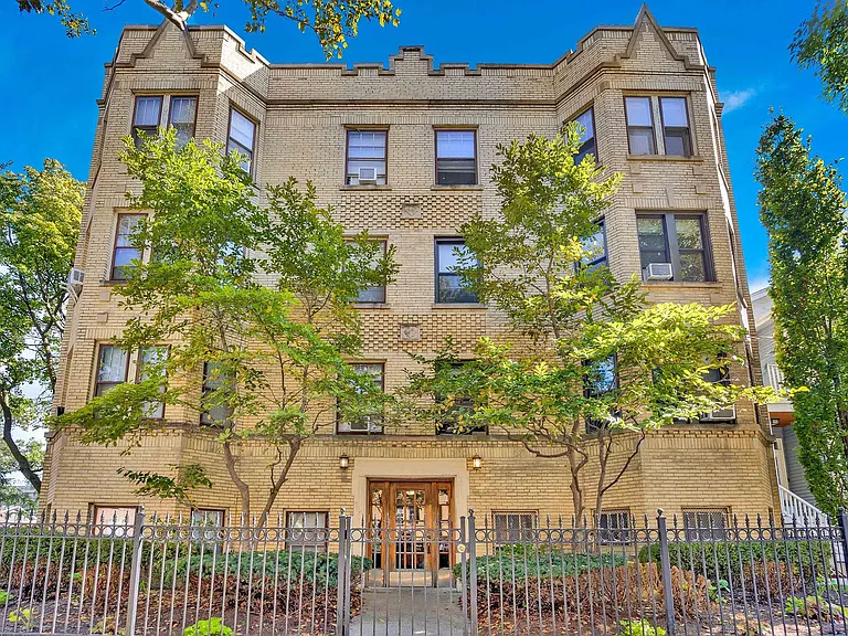 5073 N Wolcott Ave — Photo 5