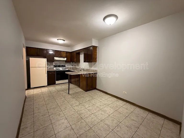 525 N Highview Ave #106 — Photo 6