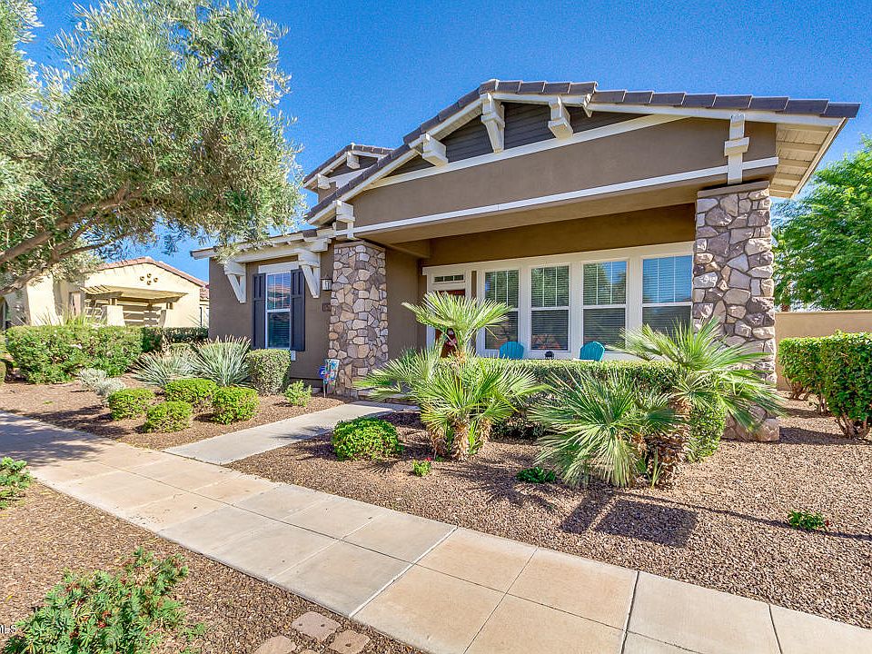 1st image of 15197 W Larkspur Dr