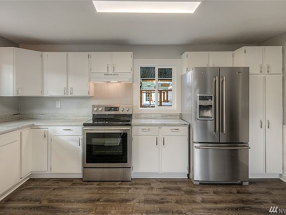 4th image of 711 Jameson Ave