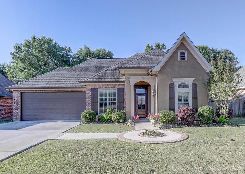 1st image of 628 Beacon Dr