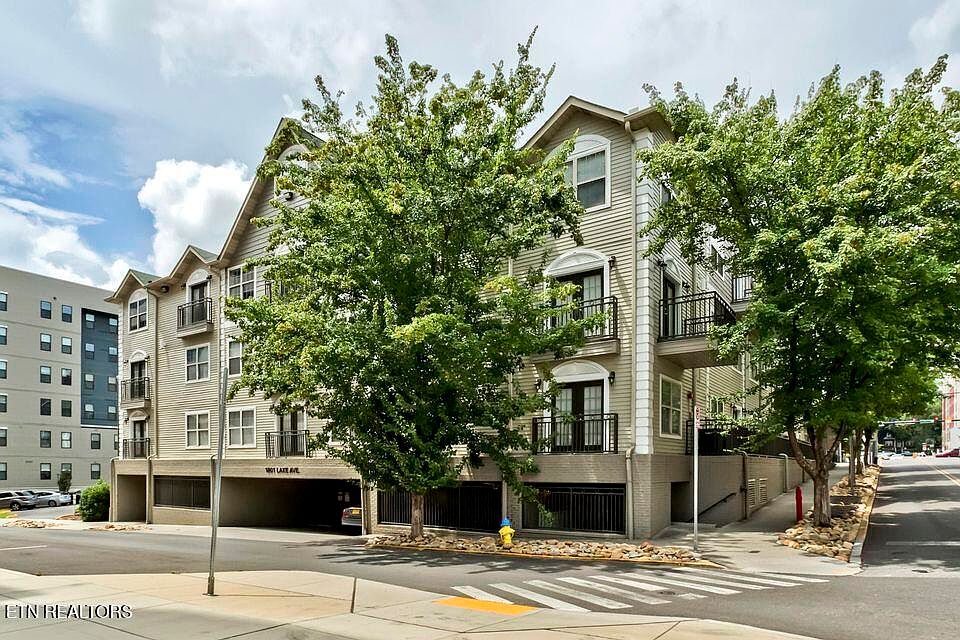 1st image of 1801 Lake Ave APT 211