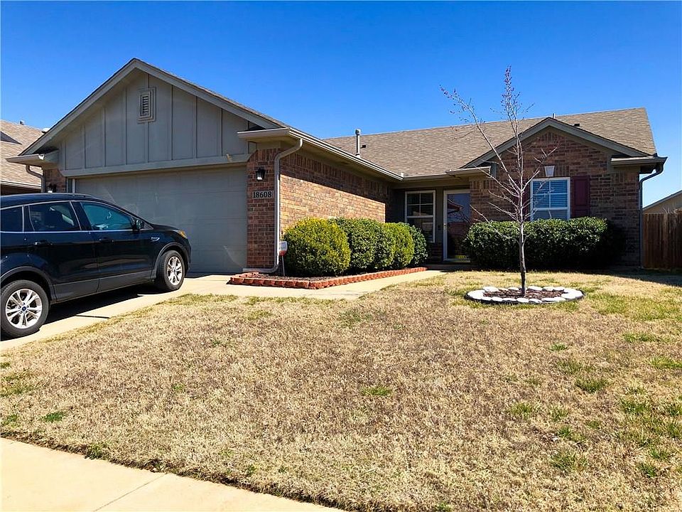 1st image of 18608 Piedra Dr