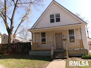 320 Walnut St, Pekin, IL