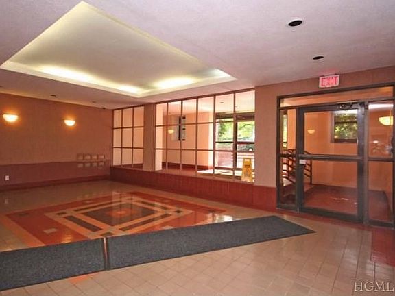 2nd image of 117 S Highland Ave APT 5K