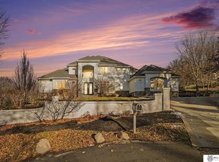 22106 Quail Cir, Elkhorn, NE 68022