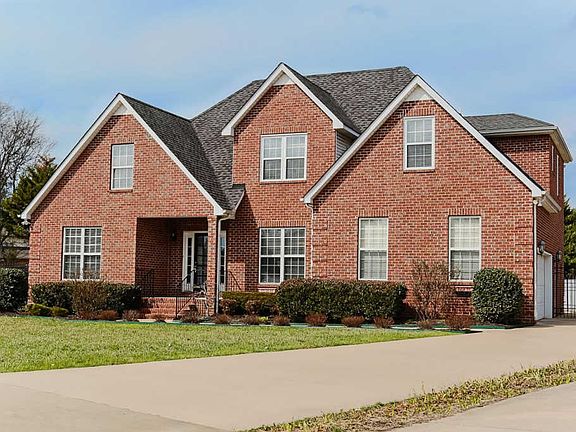 2nd image of 3022 Spottswood Cir