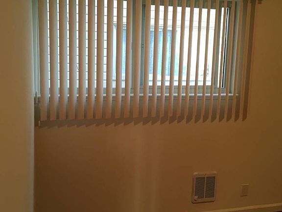 4th image of 1274 12th Ave APT 2