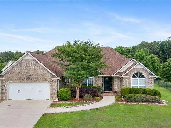 49 Roland Way, Douglasville, GA 30134