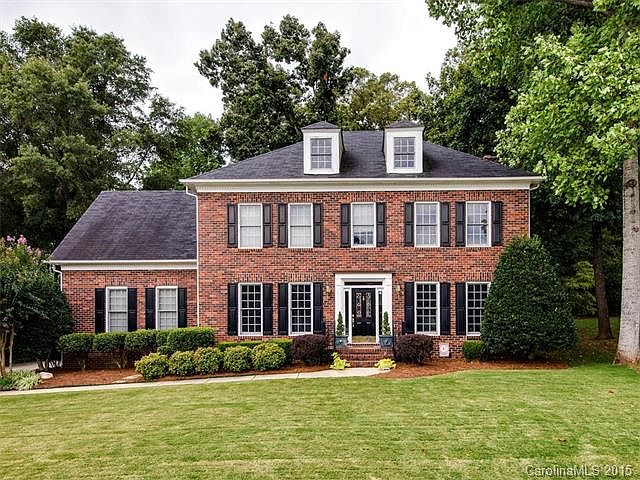 1st image of 6926 Curlee Ct