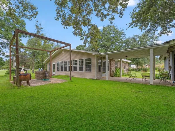 12373 Wadesboro Rd, Ponchatoula, LA 70454