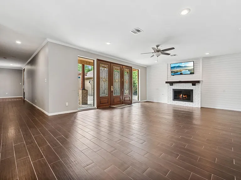 3202 Breezy Pines Ct — Photo 3