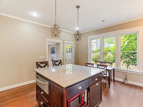 3425 S Corbett Ave — Photo 12