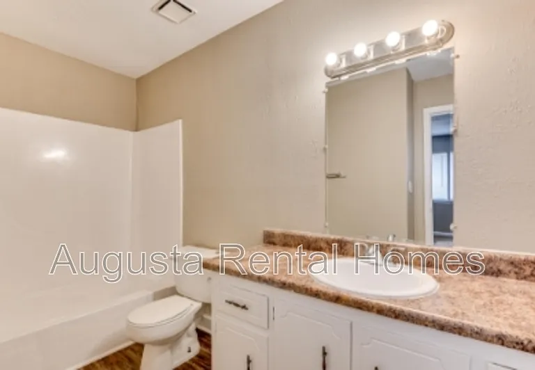 3001C Strickland Ct — Photo 15