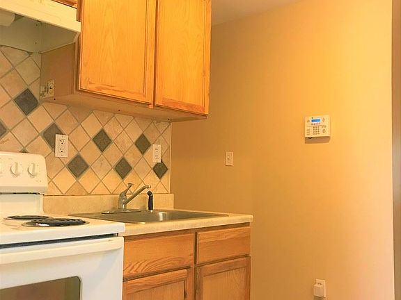 4th image of 2134 N 8th St #1
