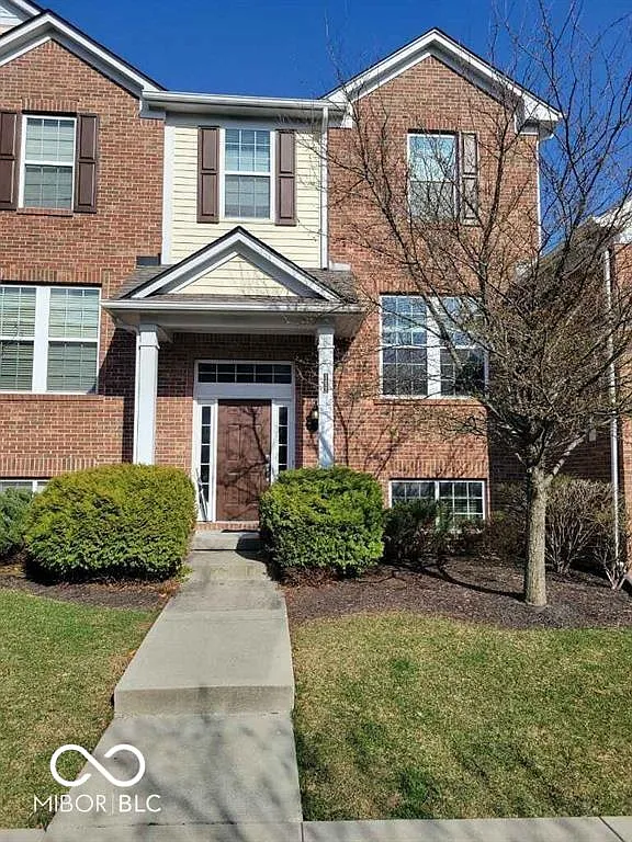 2 bed, 2.5 bath, 2113 sqft, $1,950 — Photo 1