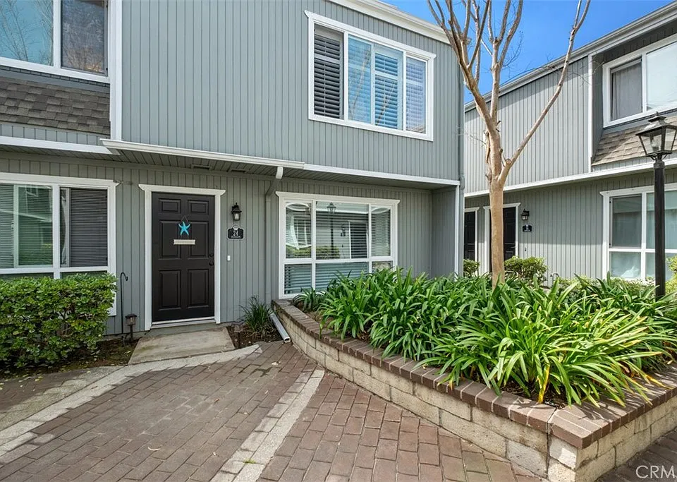 24 Seascape Dr