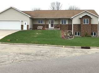 153 Vilas Hibbard Pkwy, Lodi, WI 53555