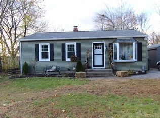7 Belleview Ter, Ansonia, CT 06401