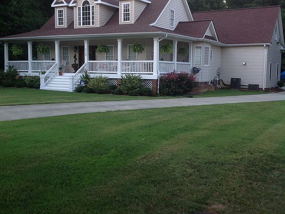 3rd image of 826 Huntington Hills Dr