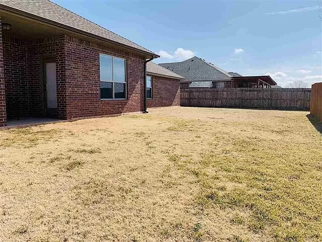 313 Marilyn Glover Dr — Photo 14