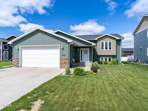 5275 Mac Dr, Grand Forks, ND 58201