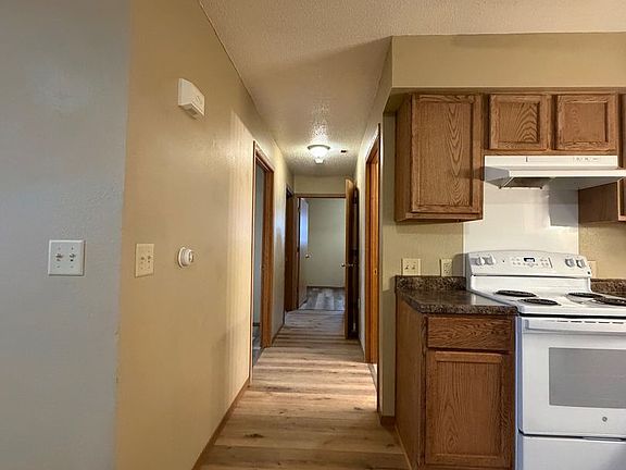 5th image of 501 2nd Ave NW #6