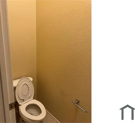 4 bed, 1940 sqft, $2,800 — Photo 3